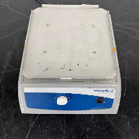 VWR Standard Analog Shaker image 2